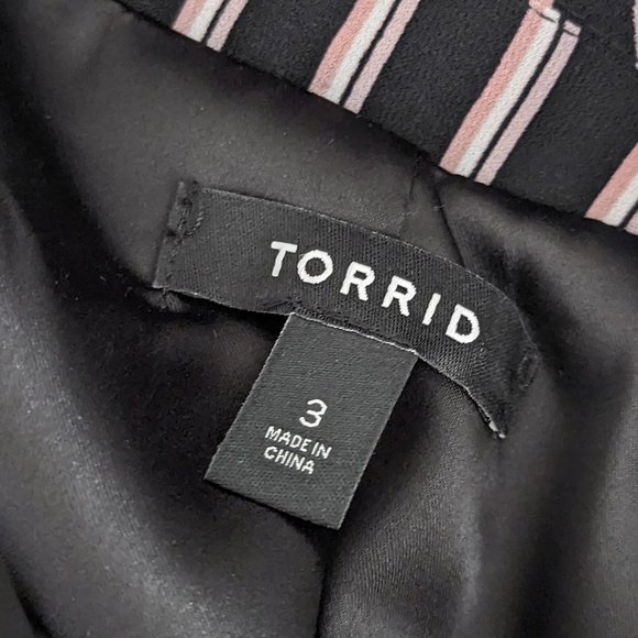 Torrid Black, White And Purple Striped Blazer - Picture 10 of 12